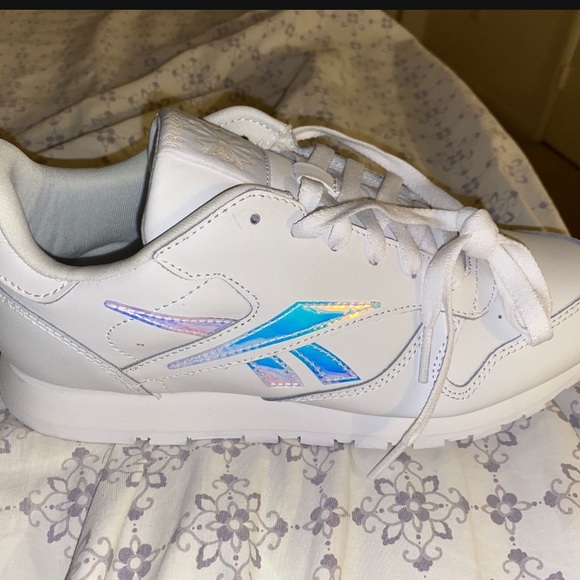 Reebok Size 6.5 - Picture 4 of 4